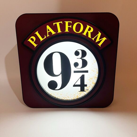 HARRY POTTER Desk Lamp Wall Light Platform 9 3/4 Numskull Battery Op Works *READ - Picture 2 of 8